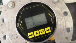 雷达液位计测量氧化铝提取搅拌槽液位